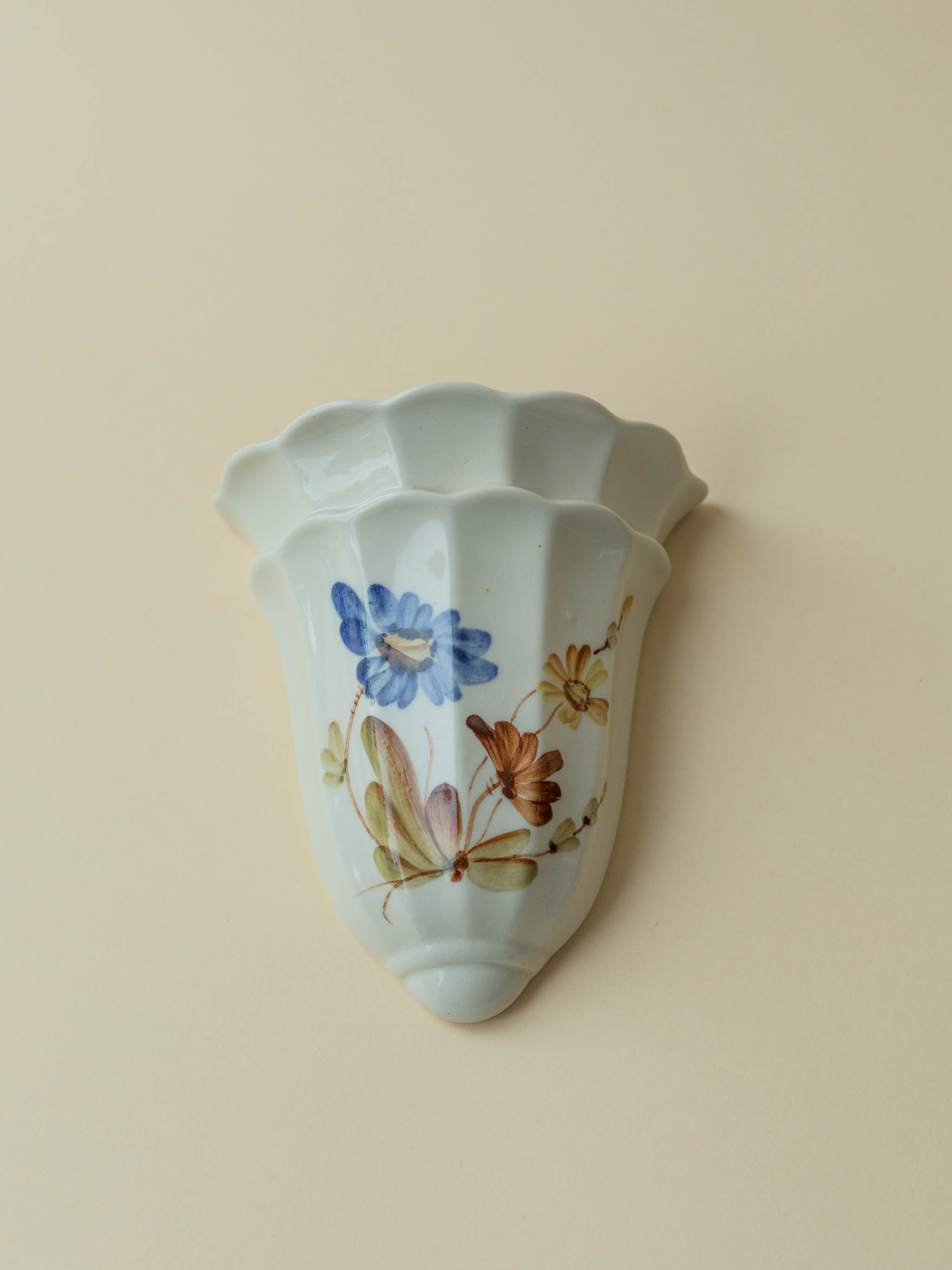Arabia | Wall Vase